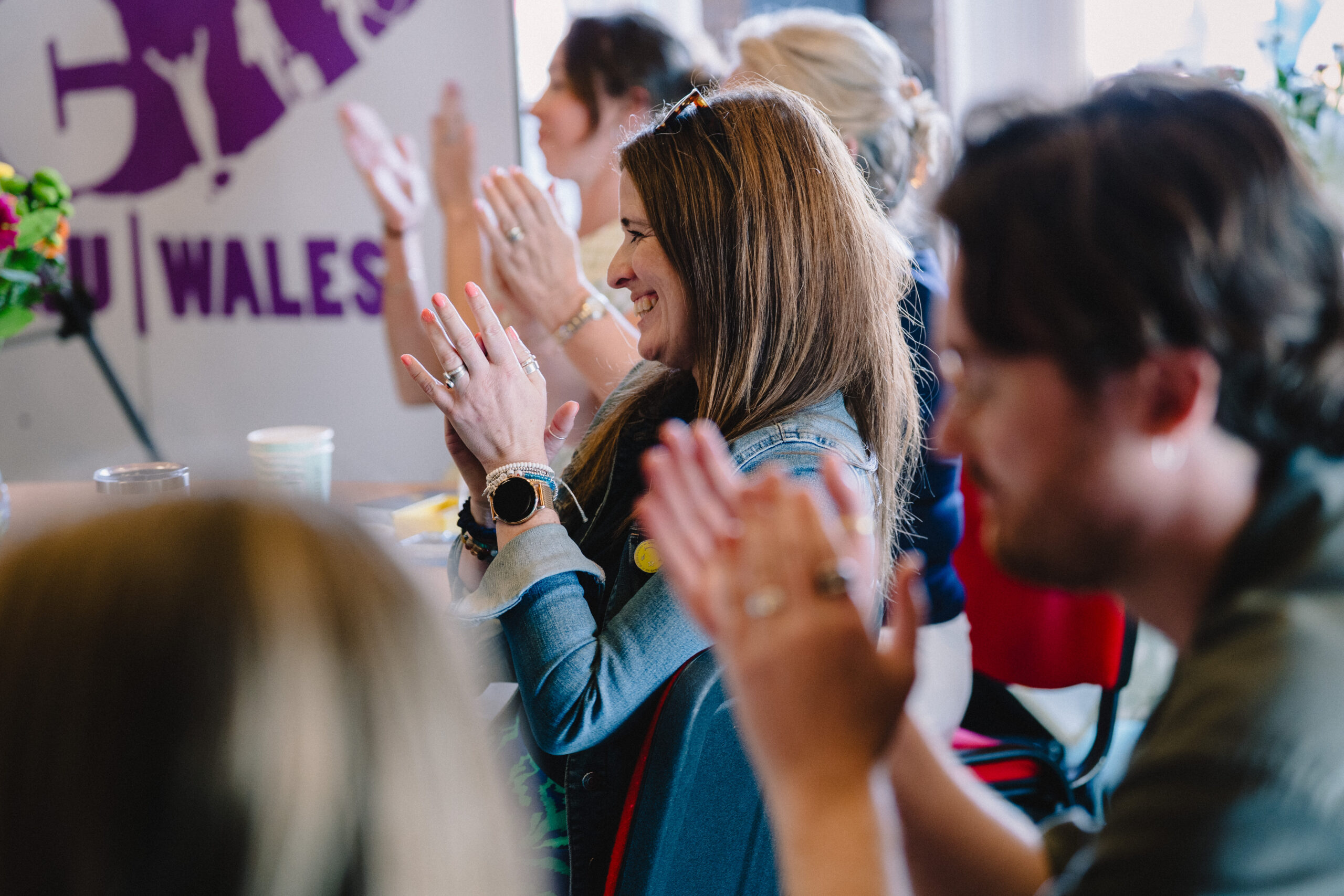 clapping in professional conference 